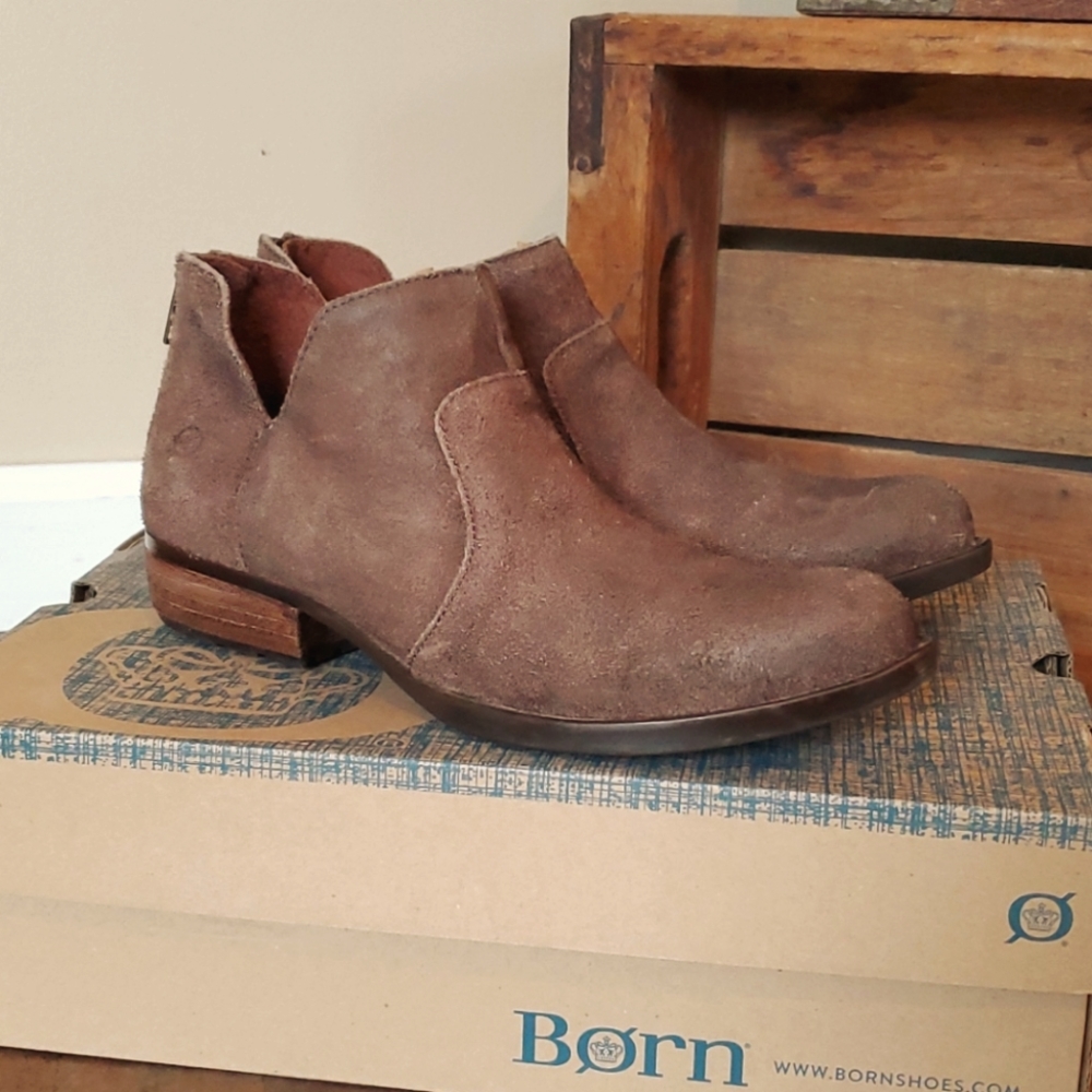Born Kerri ankle booties